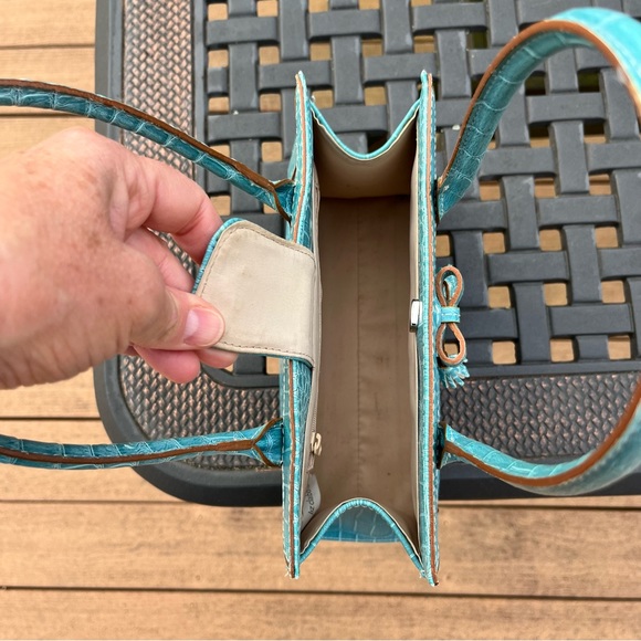 Liz Claiborne double handle faux leather snakeskin embosed turquoise purse - Picture 7 of 10